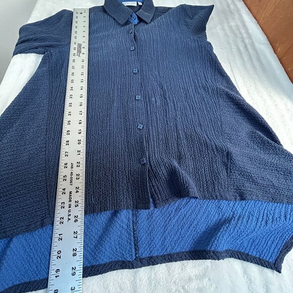 Habitat Womens Blue Textured Button Down Shirt Medium Long Sleeve Lightweight - Picture 9 of 9
